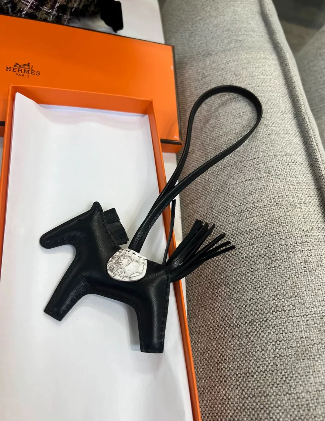 Hermès Rodeo Charm Noir Swift Touch Himalyan - Image 4