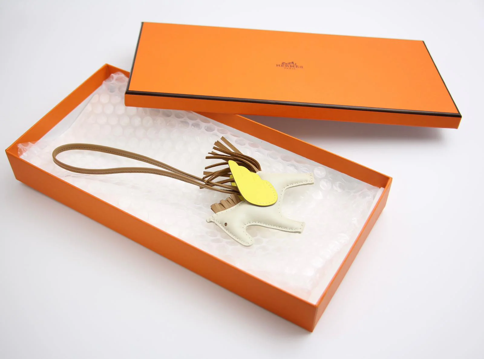 Hermès Rodeo Pm Pegase Pm Bag Charm In Craie Chai Lime Milo - Image 12