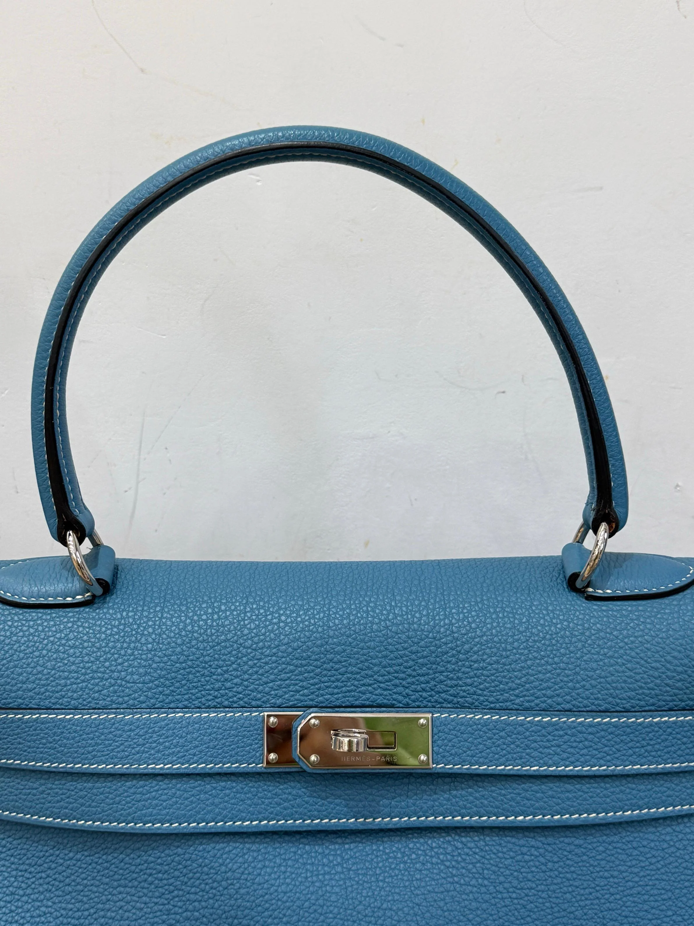 Hermes shoulder Kelly blue denim Togo leather palladium hardware - Image 4