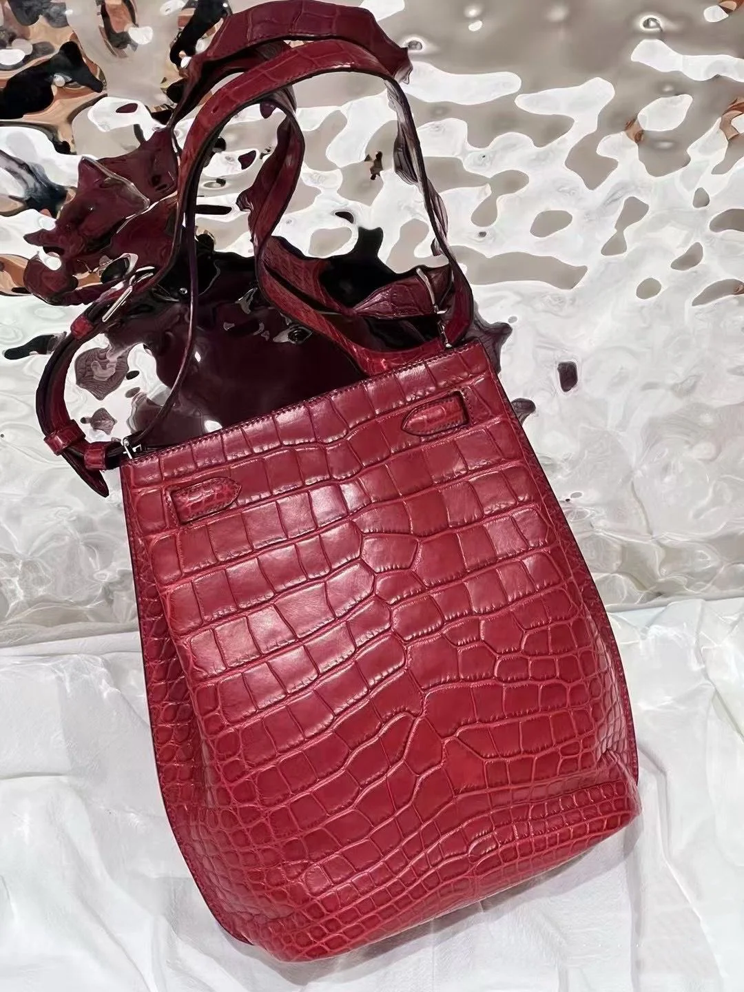 Hermes so Kelly 22 Red Matte Alligator leather palladium hardware - Image 2
