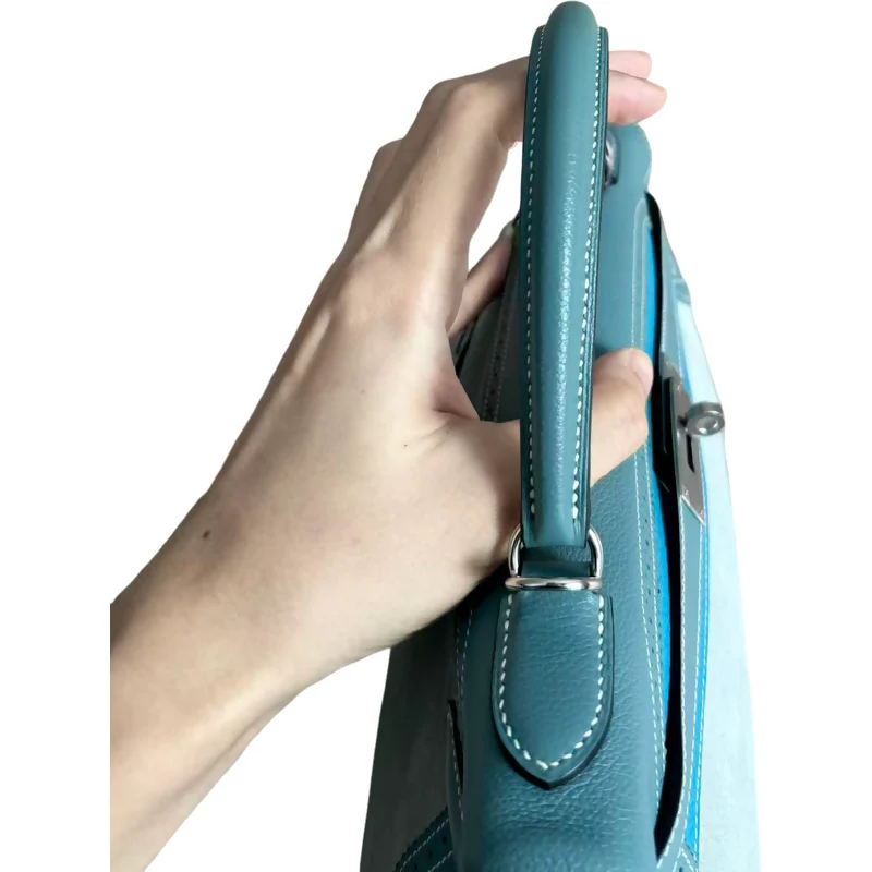 Hermes vintage Kelly 32 lace collection in suede denim blue - Image 8