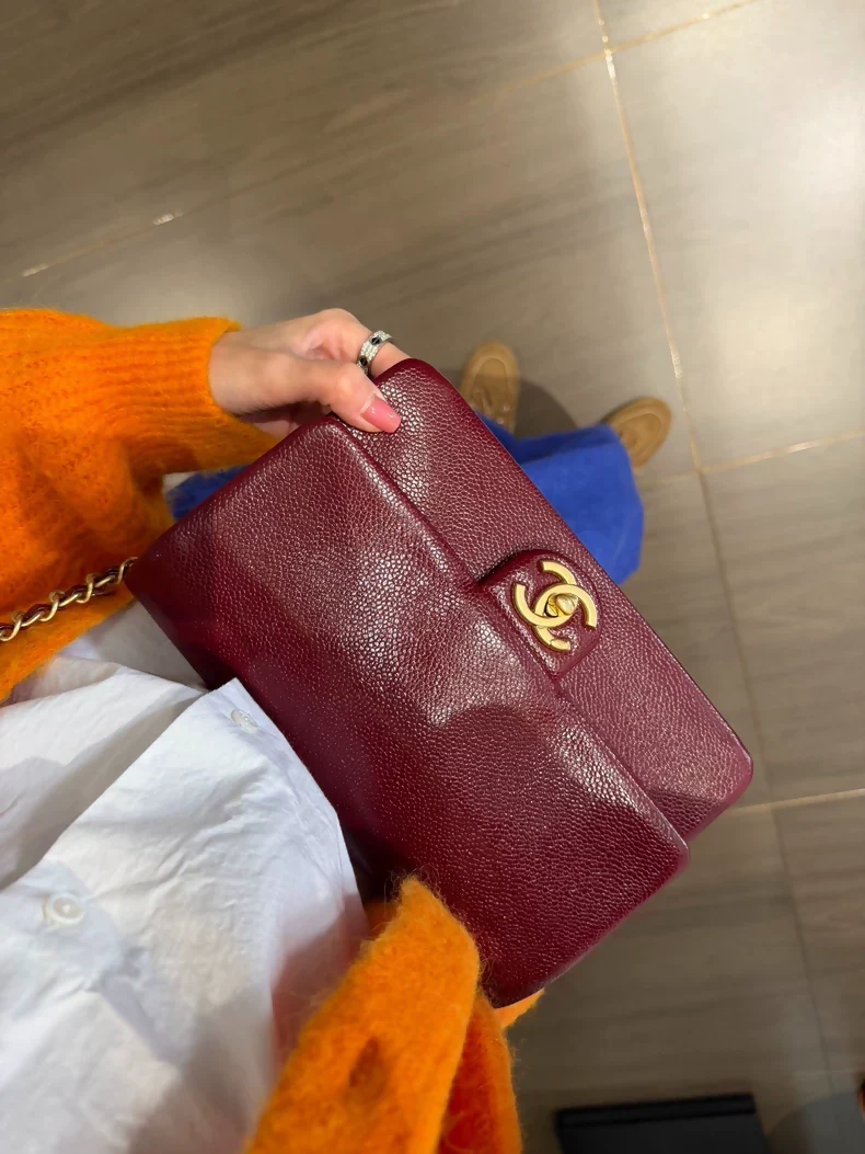 Chanel grained leather burgundy red gold hardware - Image 3