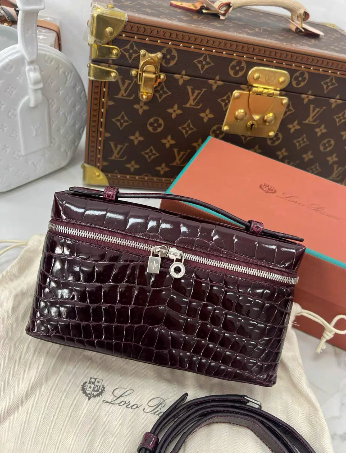 LORO PIANA Extra Pocket L19 Alligator Leather Pouch - Image 3