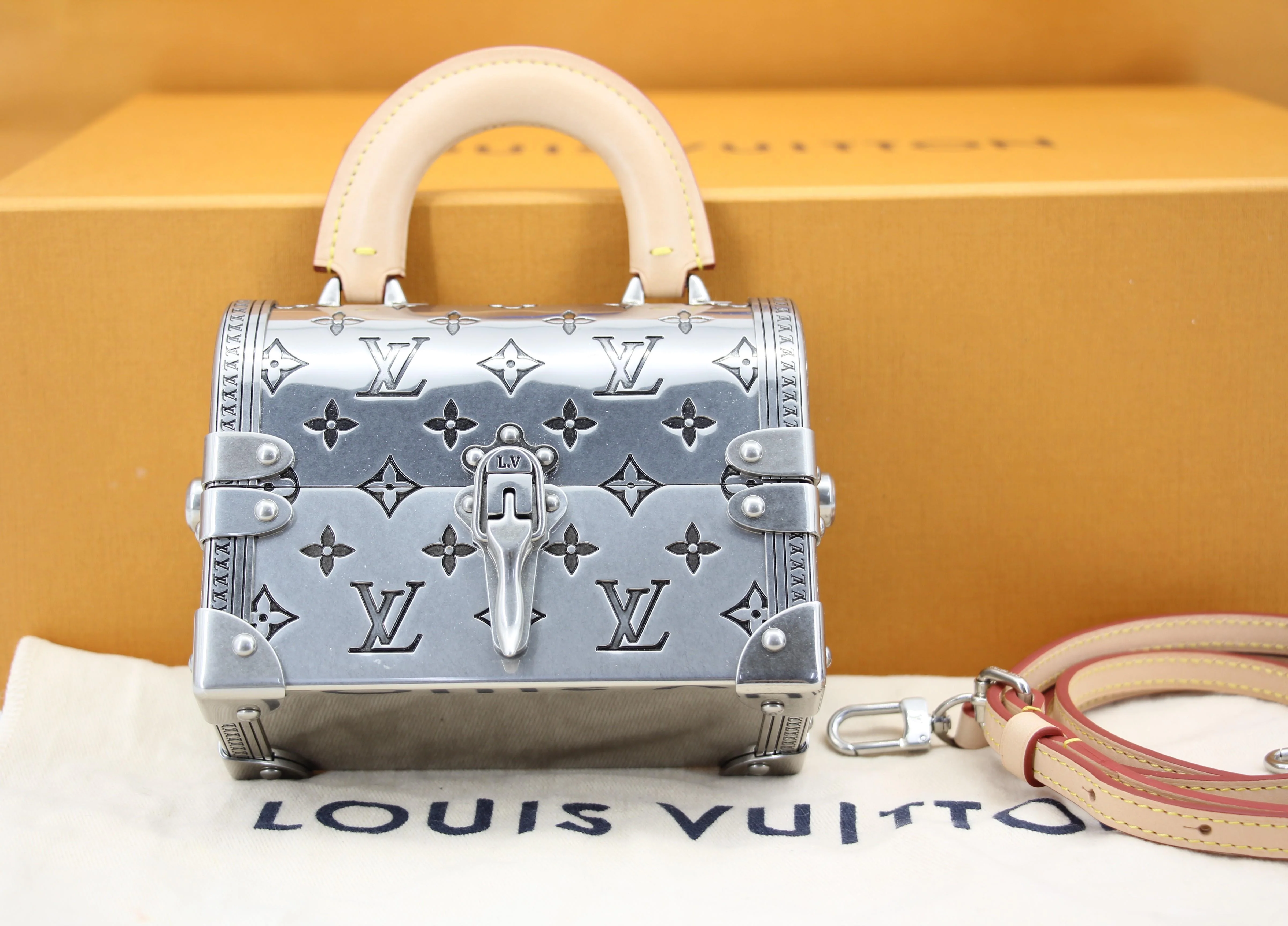 Louis Vuitton 2022 Metal Silver Monogram Mini Treasure Trunk - Image 10
