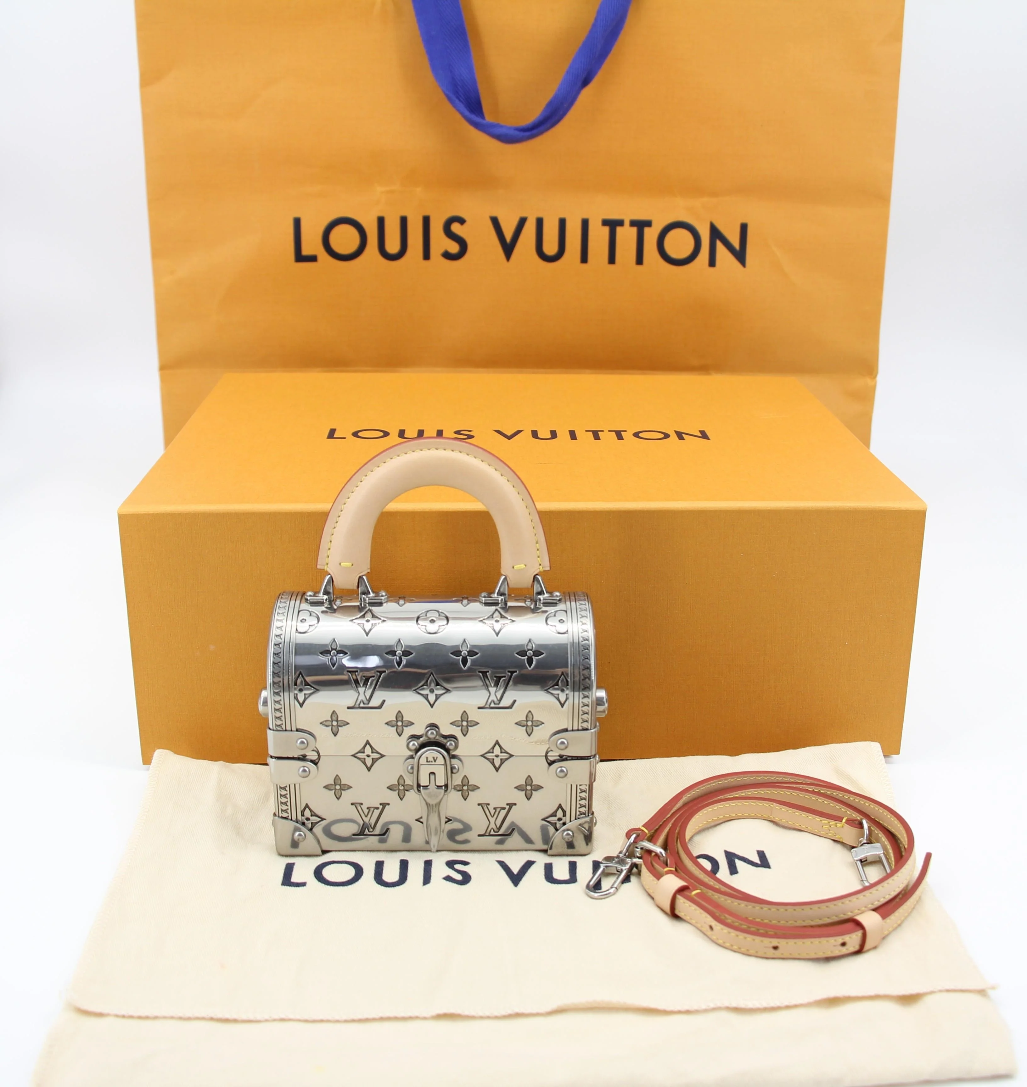 Louis Vuitton 2022 Metal Silver Monogram Mini Treasure Trunk - Image 17