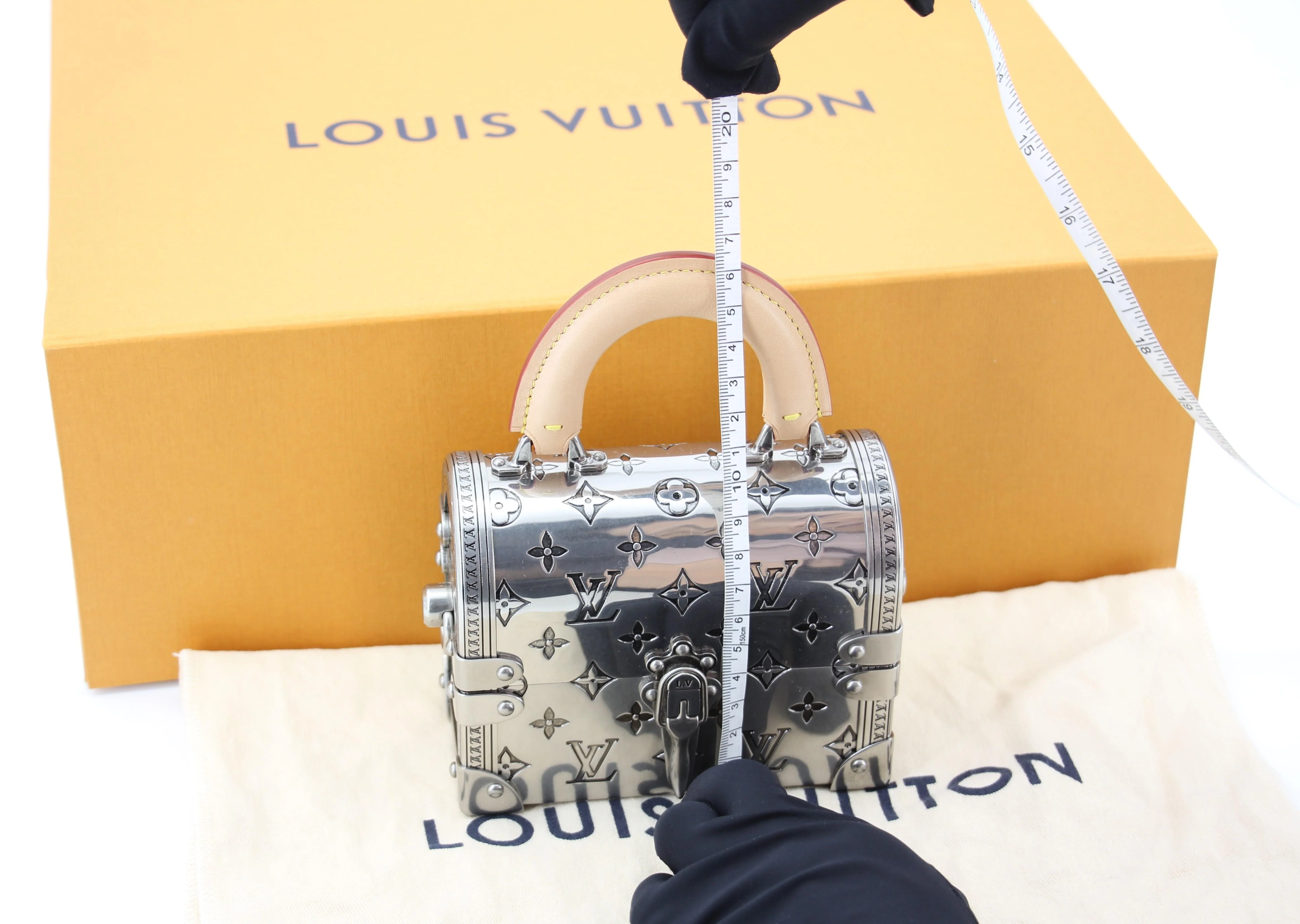 Louis Vuitton 2022 Metal Silver Monogram Mini Treasure Trunk - Image 19