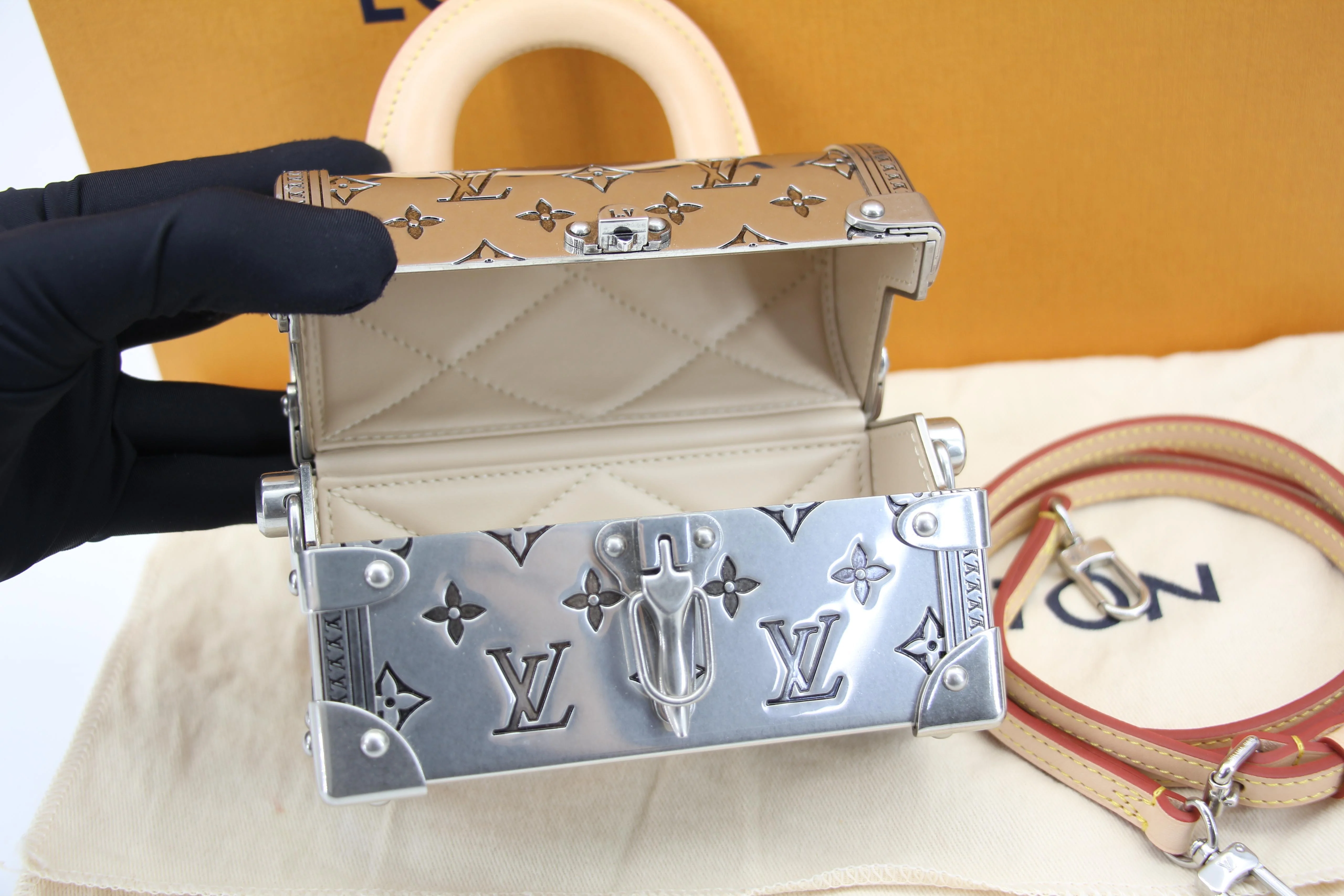 Louis Vuitton 2022 Metal Silver Monogram Mini Treasure Trunk - Image 4