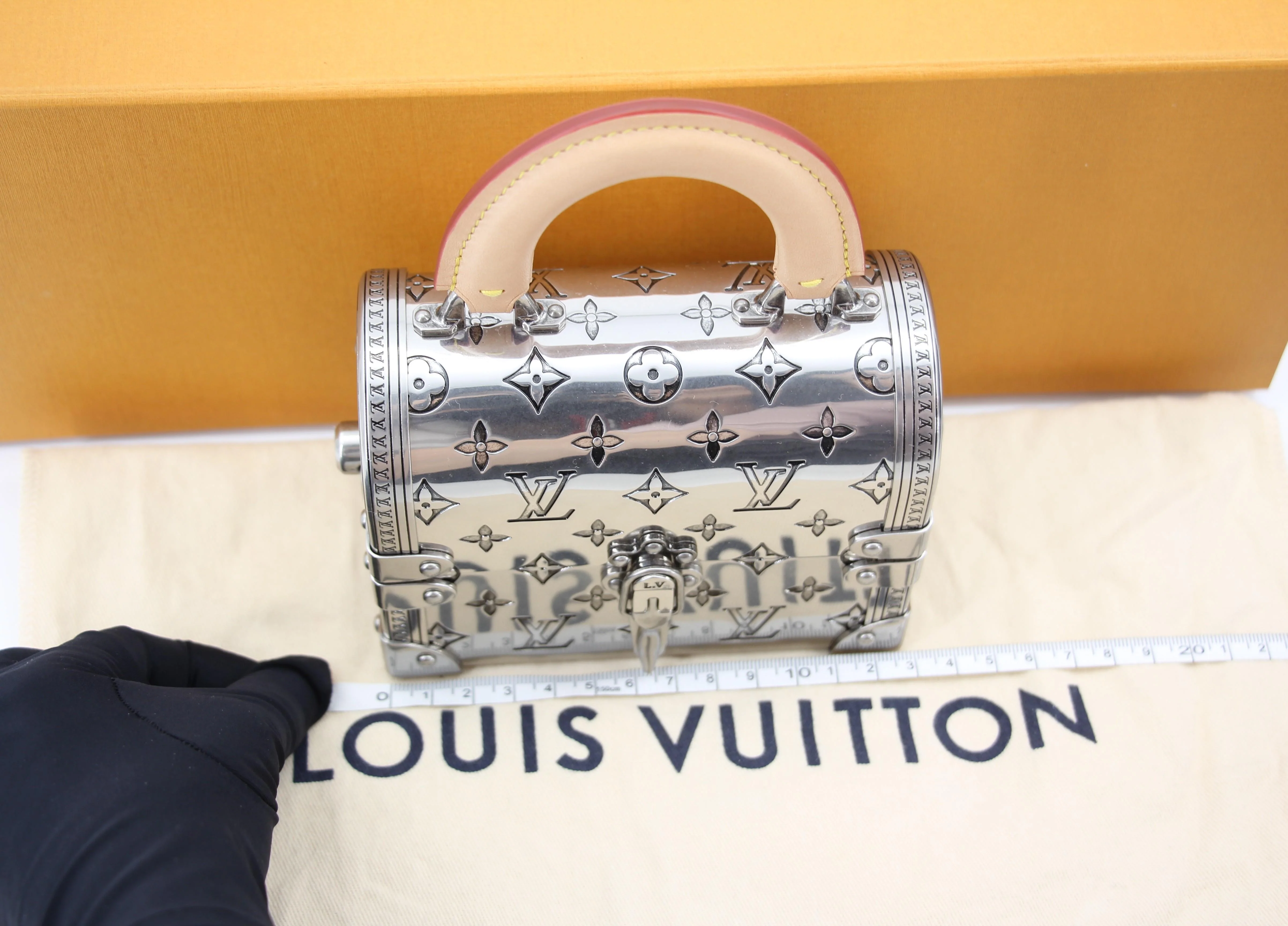 Louis Vuitton 2022 Metal Silver Monogram Mini Treasure Trunk - Image 6