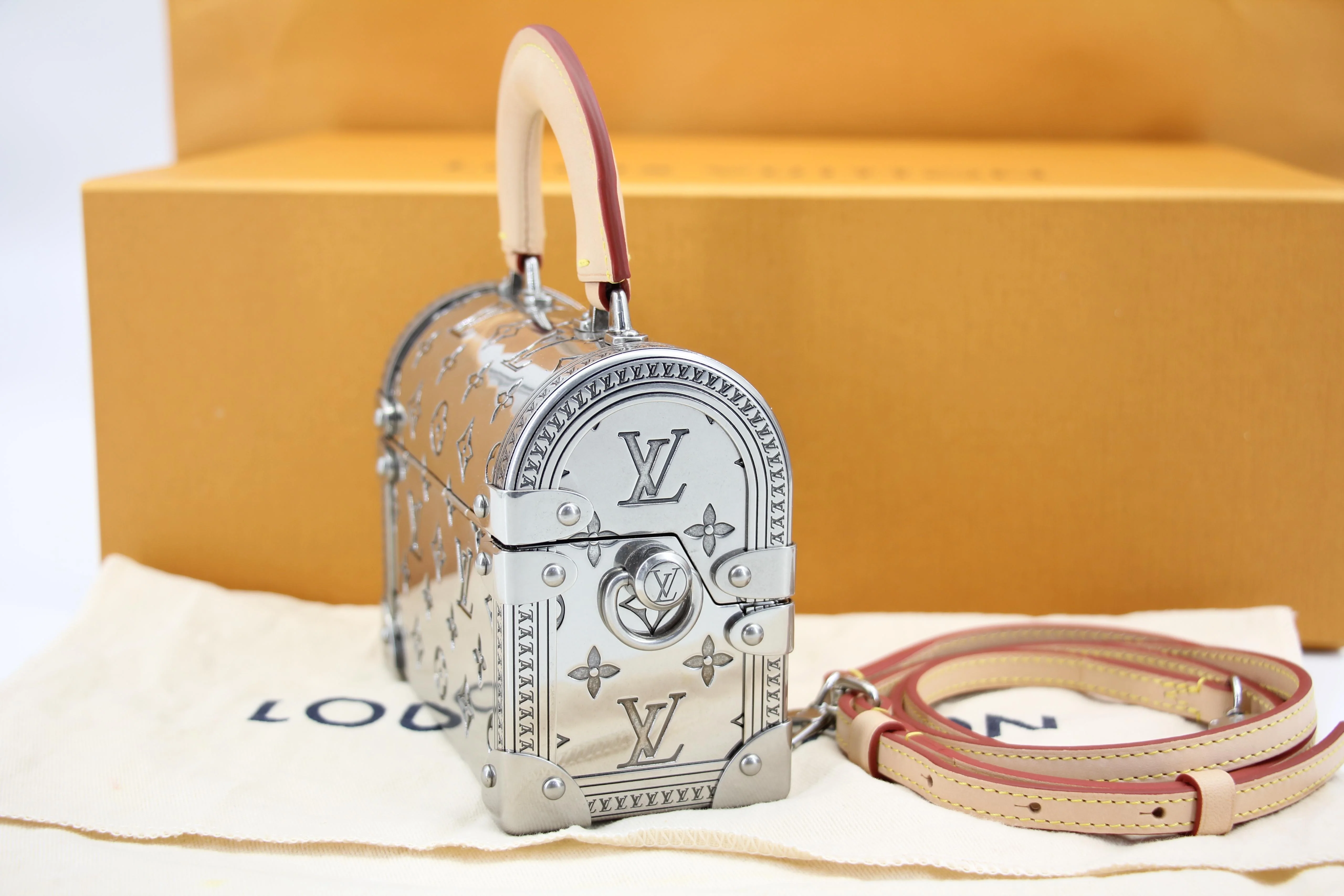 Louis Vuitton 2022 Metal Silver Monogram Mini Treasure Trunk - Image 8
