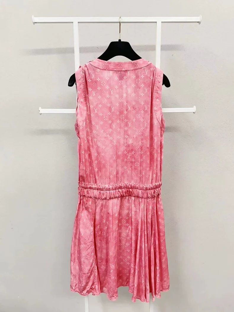 Louis Vuitton 22 pink silk dress - Image 2