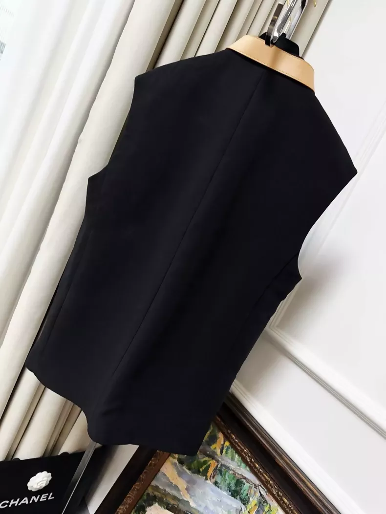 Louis Vuitton black leather vest - Image 2