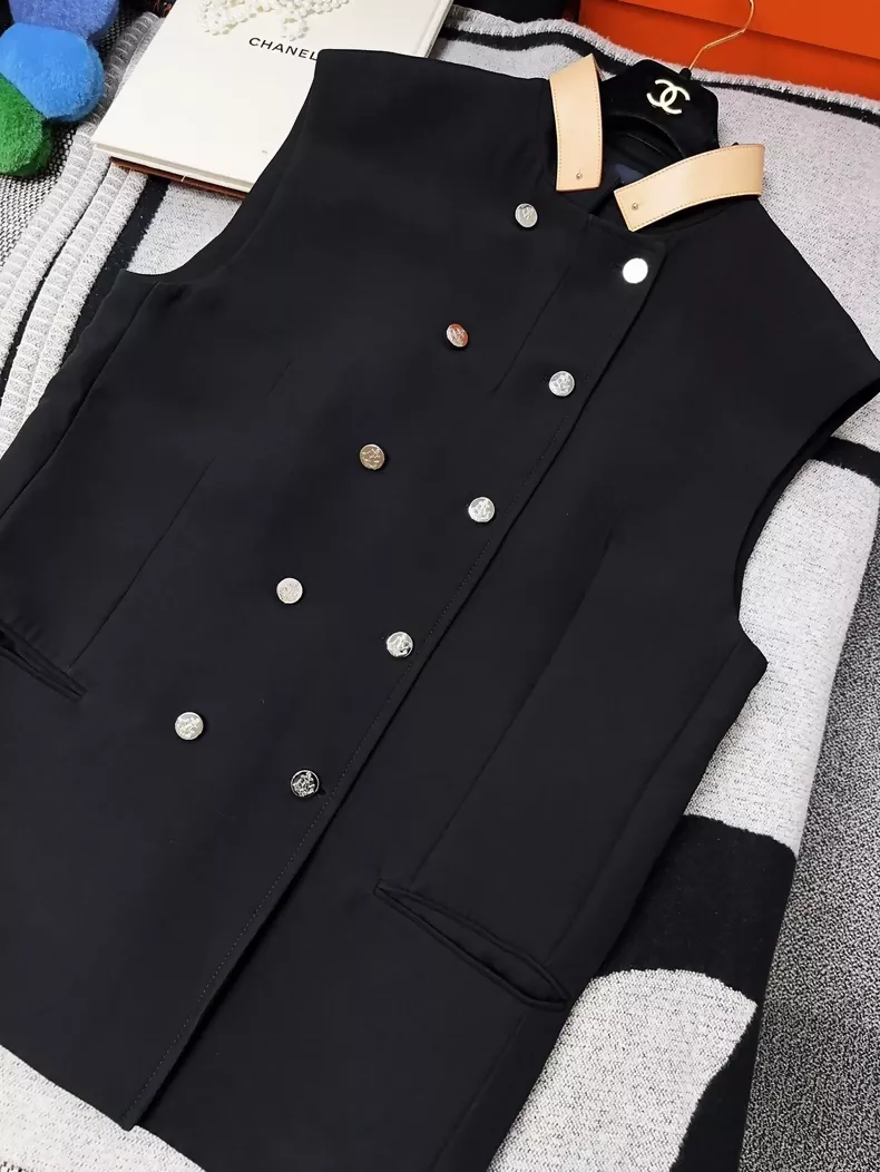 Louis Vuitton black leather vest - Image 3