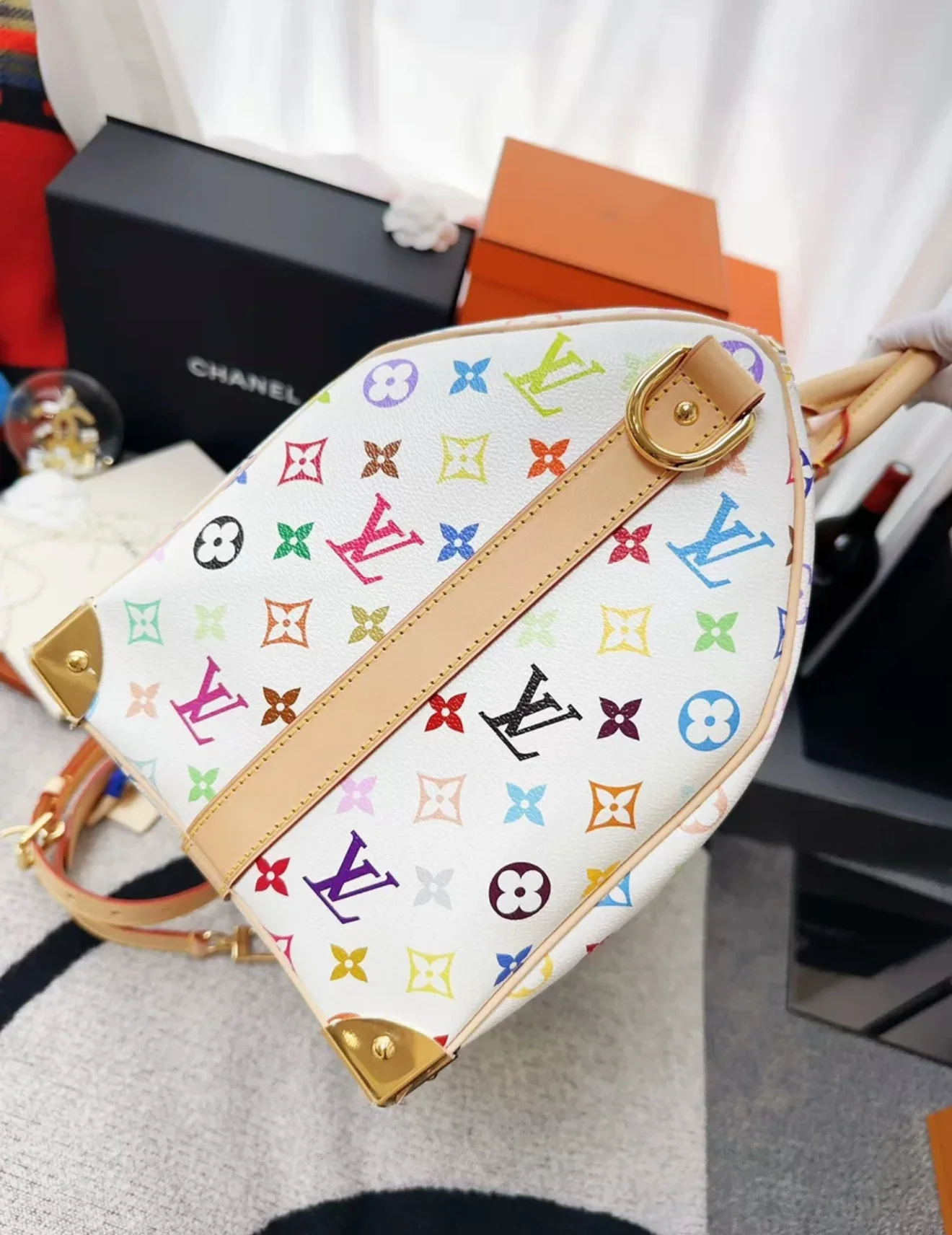 Louis Vuitton LV x Takashi Murakami Keepall 45 travel bag, white tri-color print - Image 6