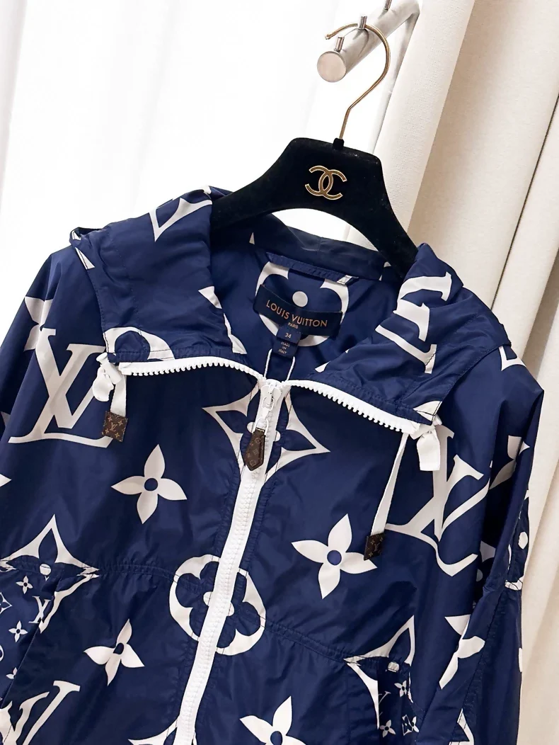 Louis Vuitton blue monogram cardigan - Image 2