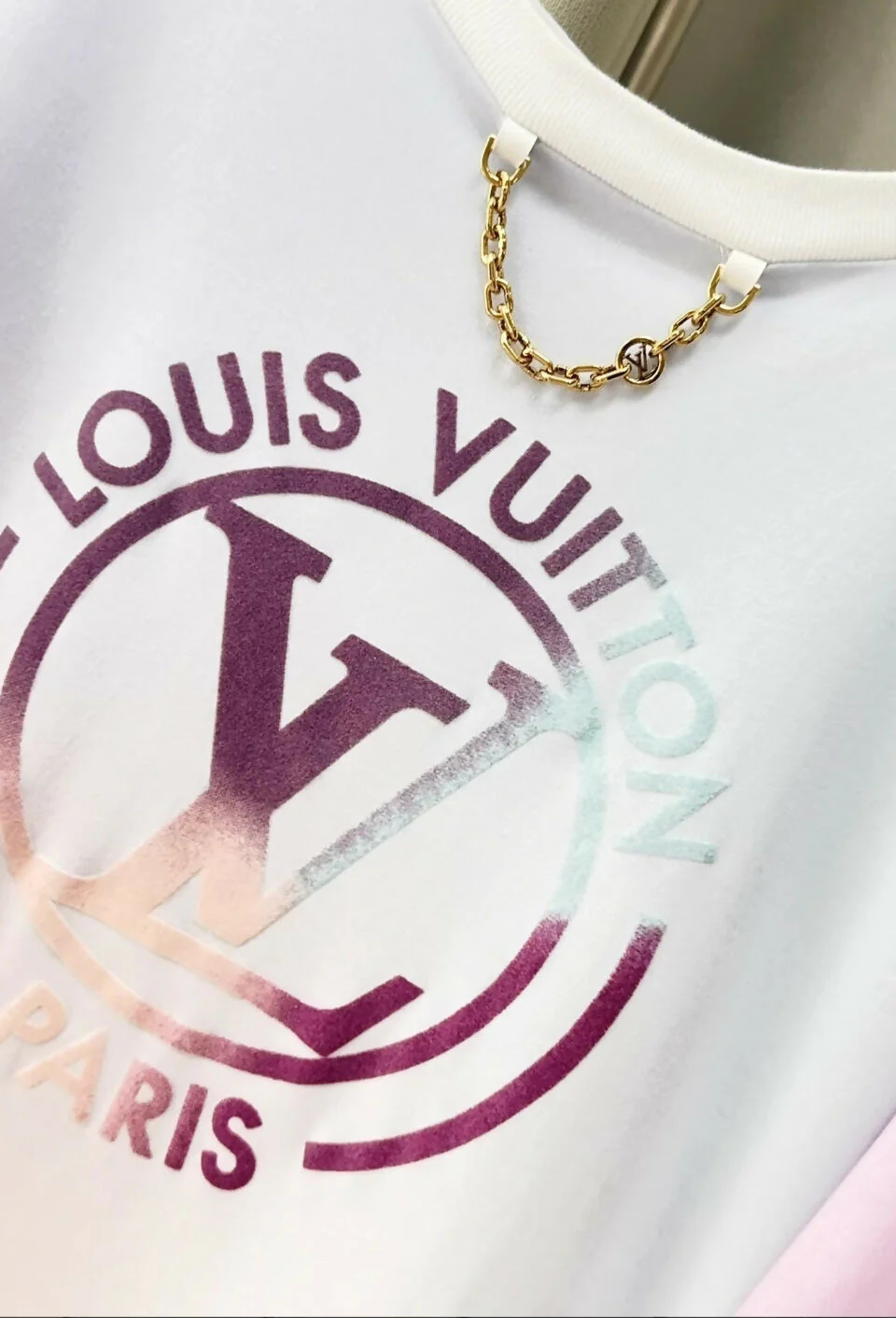 Louis Vuitton Lotus T-shirt - Image 3