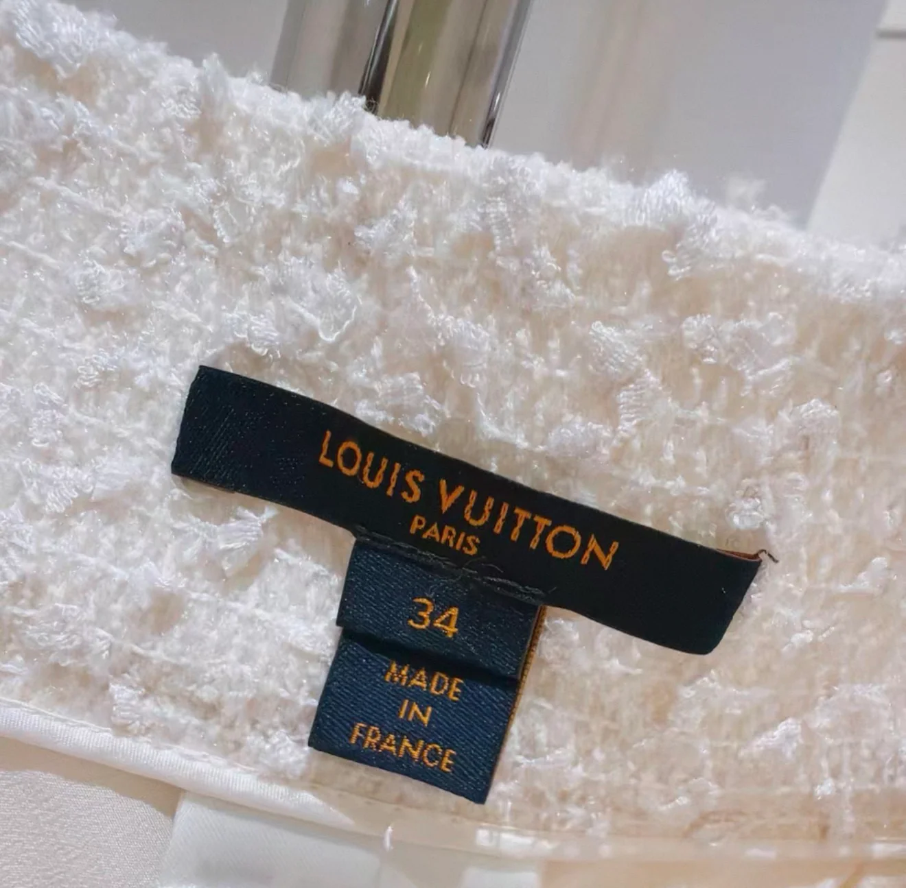 Louis Vuitton White Tweed Skirt - Image 7