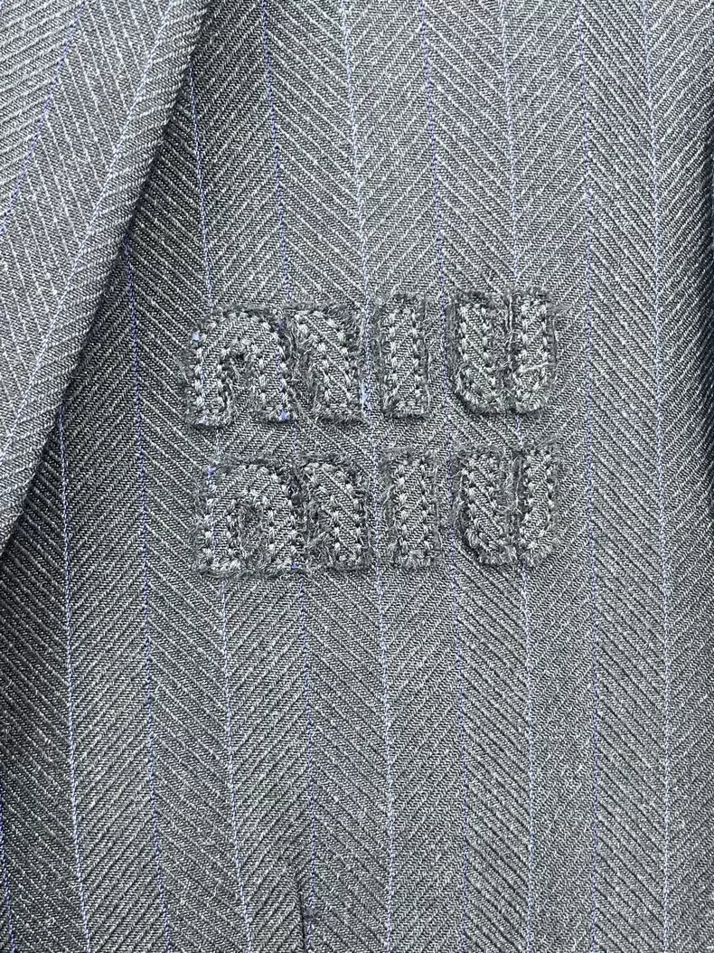 Miu Miu striped logo patch suit jacket - Image 3