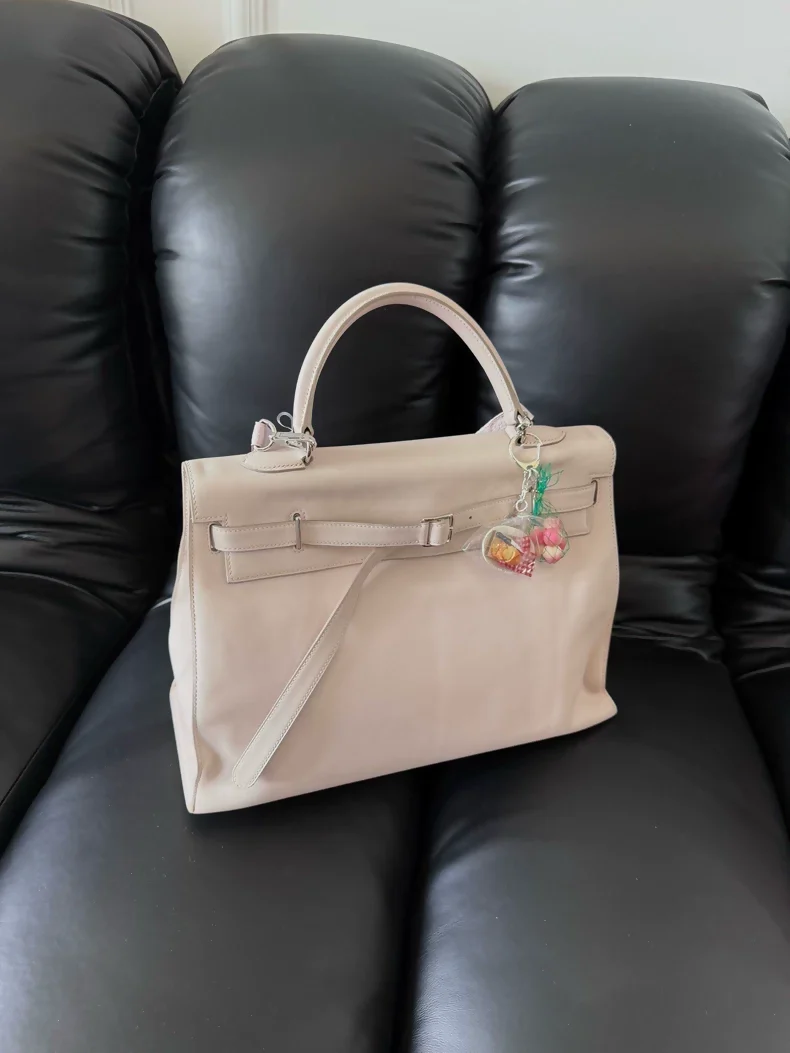 Hermes Flat Kelly 35 in rare pale pink - Image 2