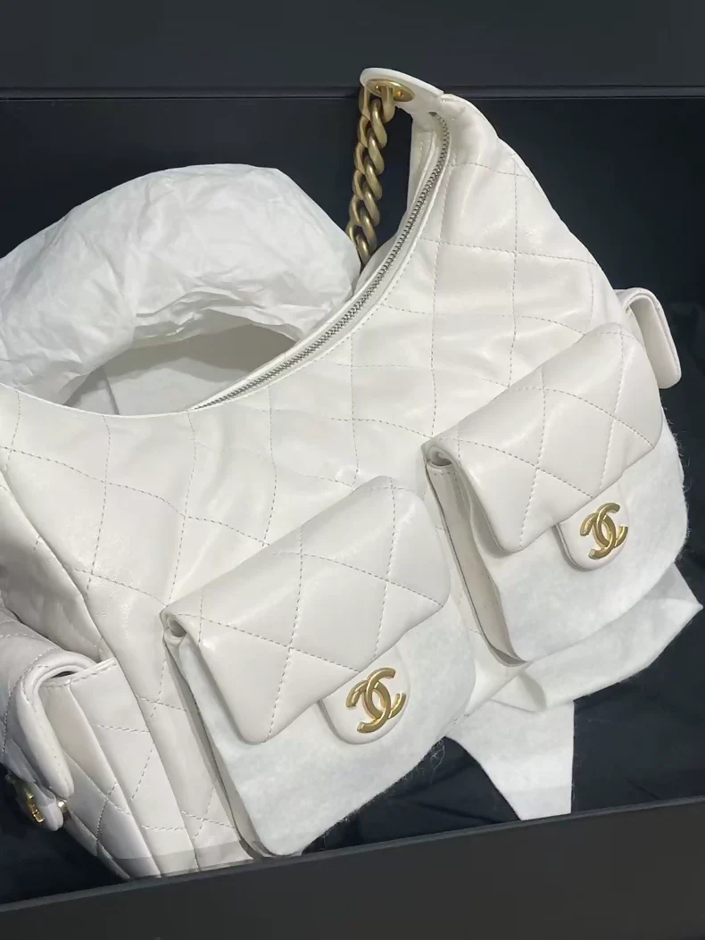 Chanel 25C white hobo bag - Image 3