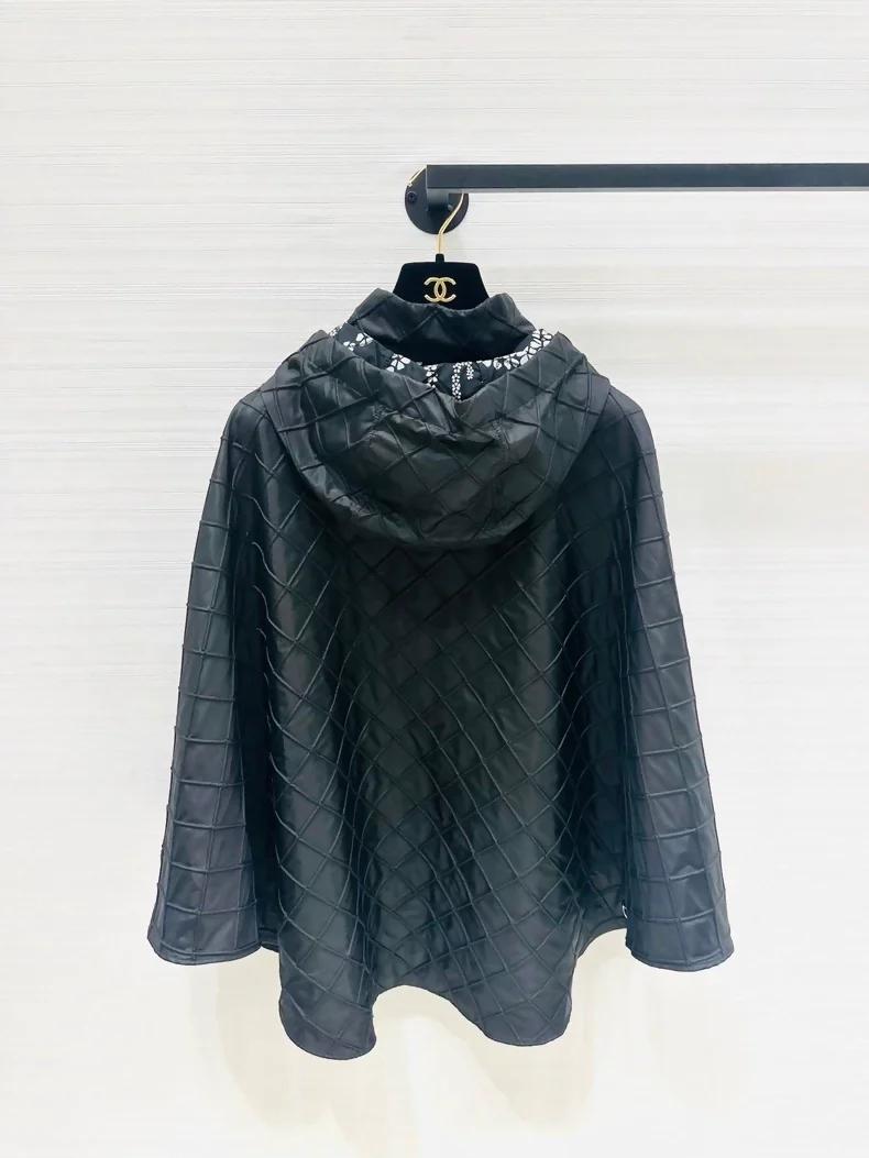 Chanel 25M black hooded jacket - Image 2