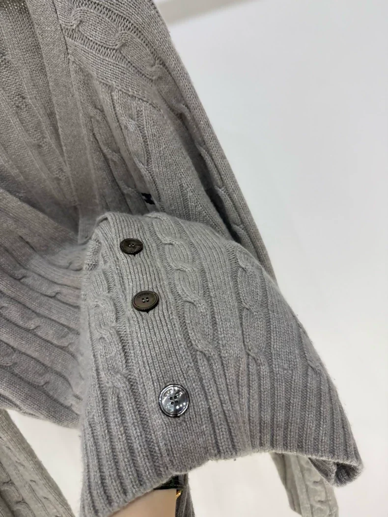 Céline grey cashmere cardigan - Image 3