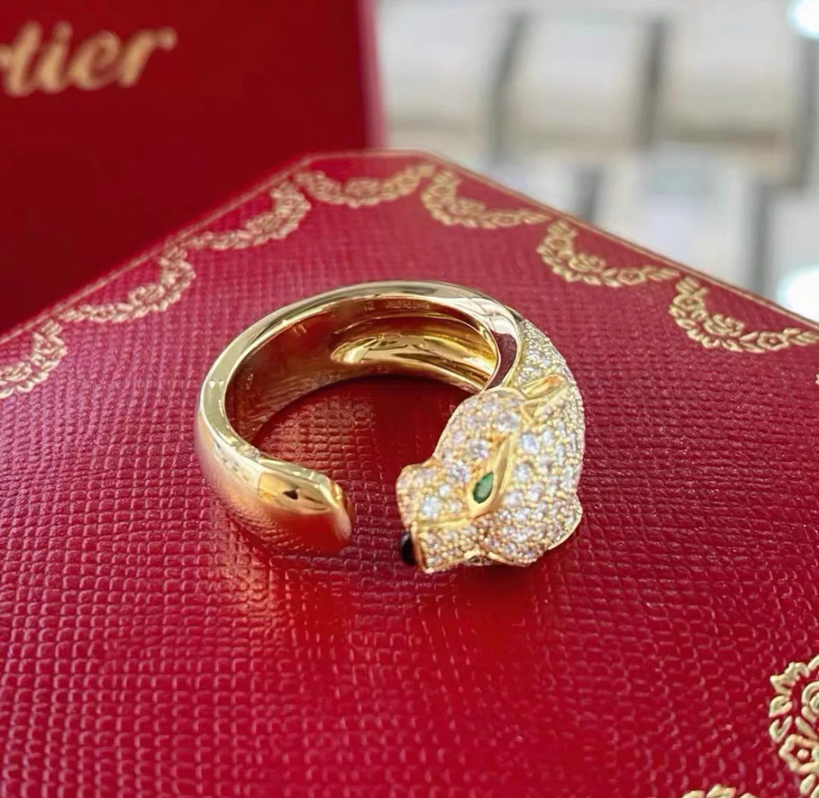 Panthere de Cartier ring in 18k Gold with diamonds and Emerald eyes Size 52 - Image 4