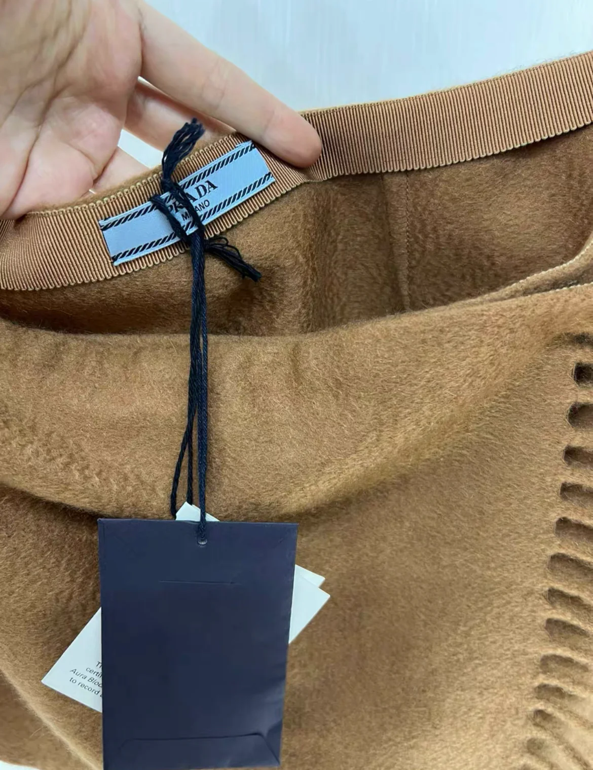 Prada 24 cashmere mini fringed skirt, brand new size 38 - Image 3