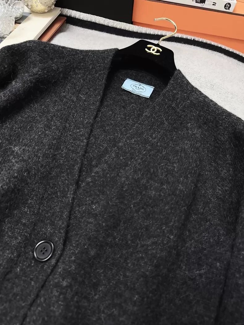 Prada dark grey V-neck knit cardigan - Image 6