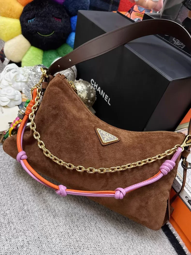 Prada Pop Knot Handbag Charm with Pendant - Image 7