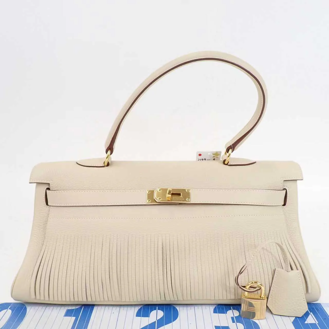 Pre-owned Hermès Fringe Shoulder Kelly 42 JPG Craie Leather Gold Hardware