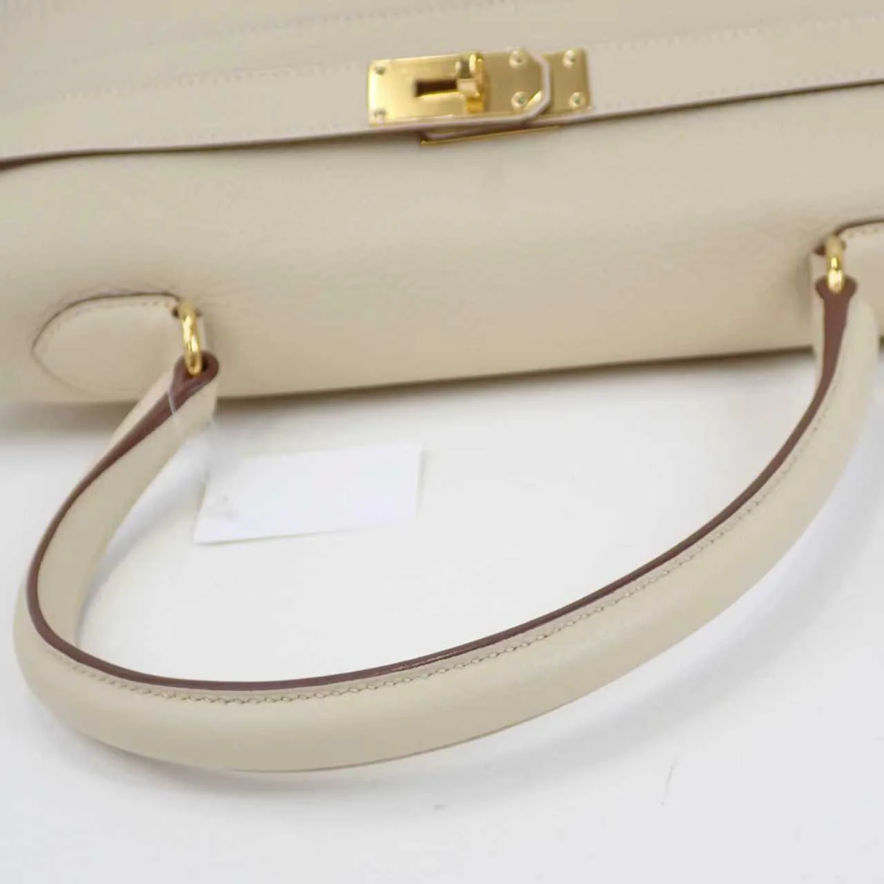 Pre-owned Hermès Fringe Shoulder Kelly 42 JPG Craie Leather Gold Hardware - Image 5
