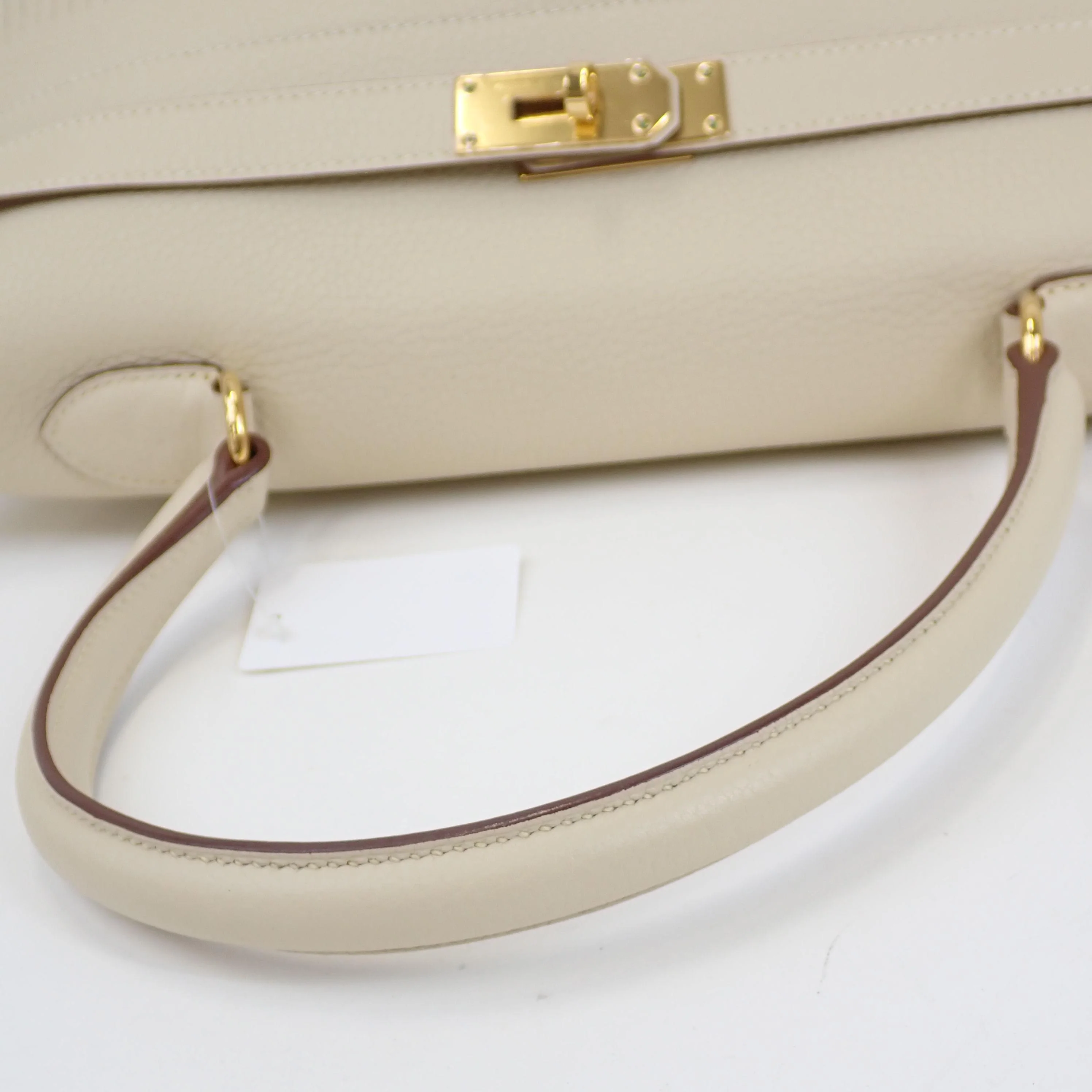 Pre-owned Hermès Fringe Shoulder Kelly 42 JPG Craie Leather Gold Hardware - Image 8