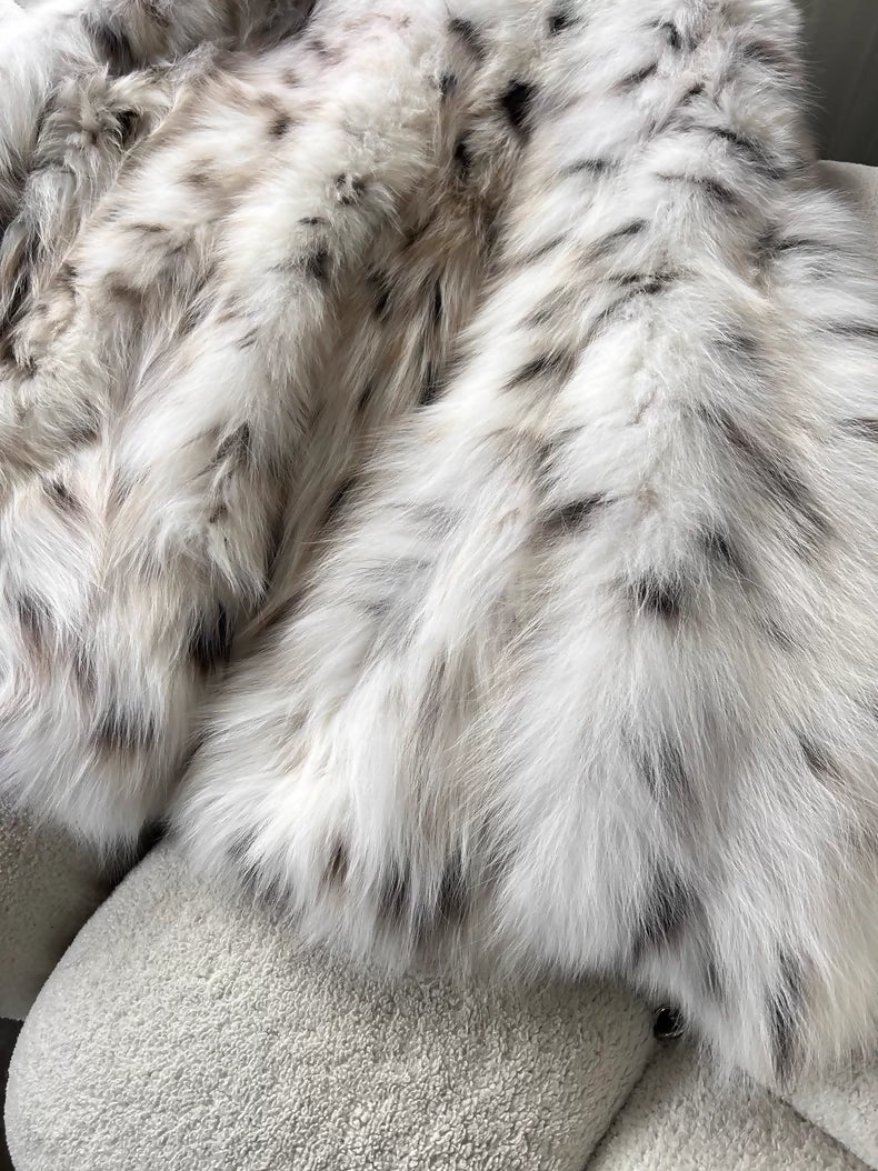 Vintage Pure white Canadian cat lynx fur coat - Image 3