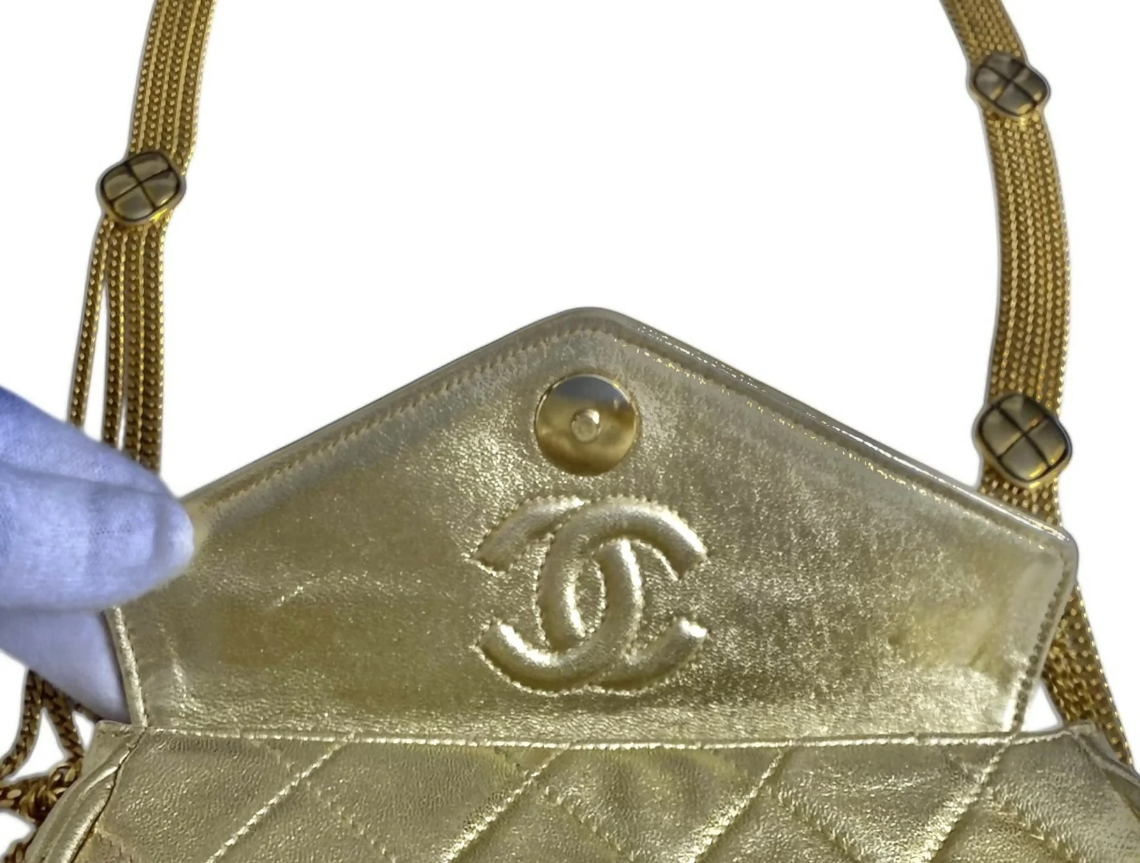 Rare 90’s Chanel Vintage Gold Quilted Lambskin Leather Multi Chain Jewelry Tassel Bag - Image 7