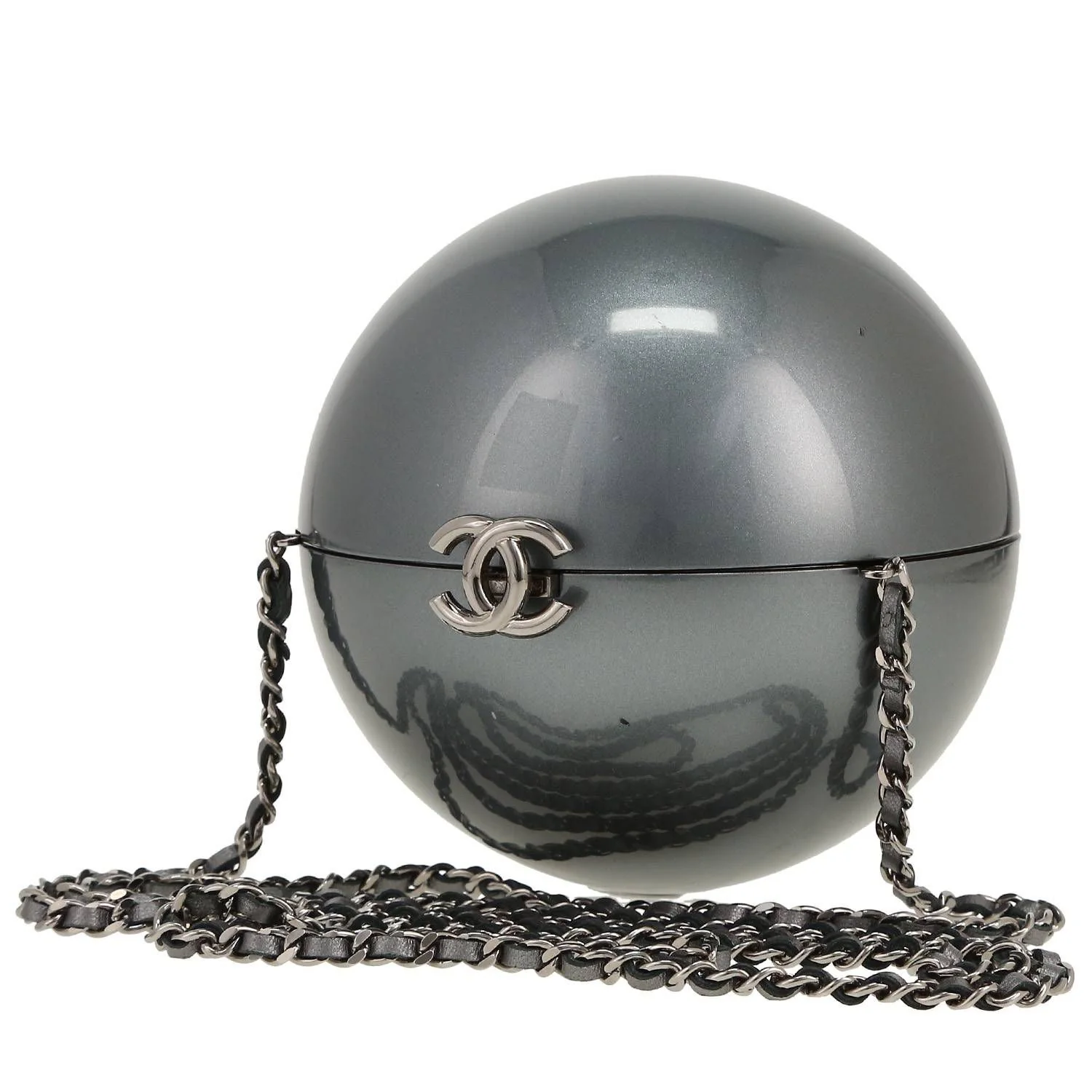 Rare Chanel 2010 Grey Pearl Minaudière - Image 2