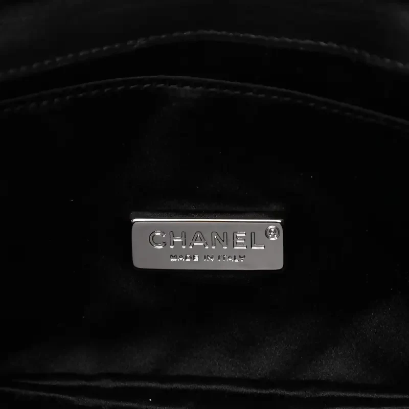 Rare Chanel 2011 Lambskin Black Butterfly Ornament Clutch Crossbody Flap Bag - Image 9