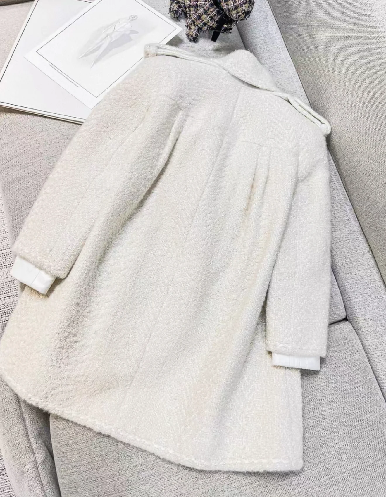 Rare Chanel 2015 écru coat - Image 6