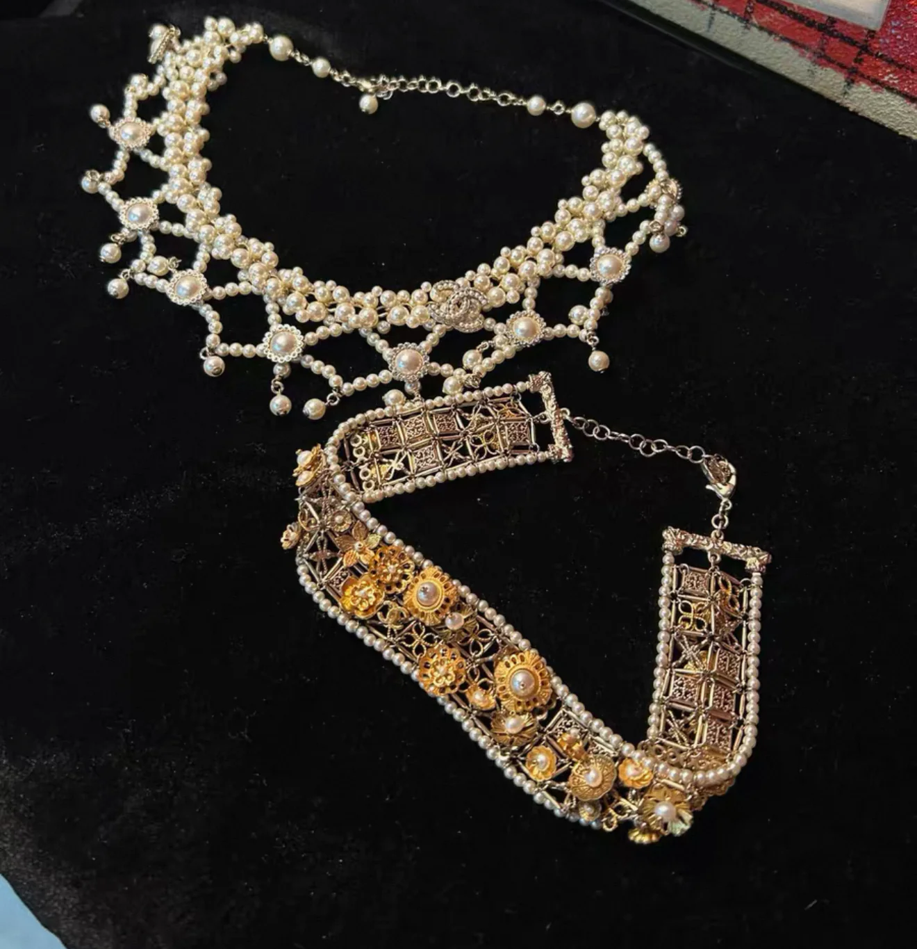 Rare Chanel 2018 Gold Chocker - Image 8
