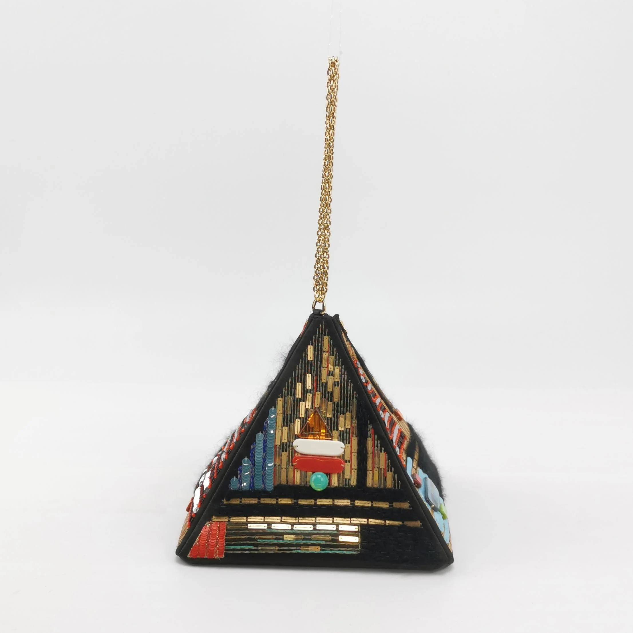 RARE CHANEL 2019 MÉTIERS D'ART PARIS-EGYPT RUNWAY PYRAMID EVENING BAG - Image 2