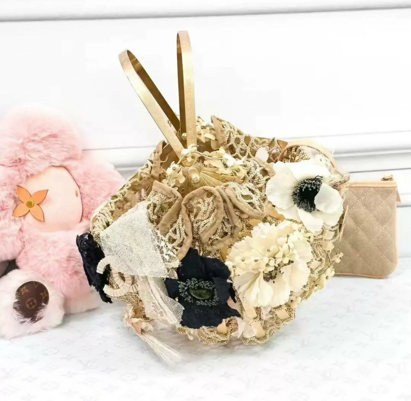 Rare Chanel flower basket from 2018/2019 runway show - Image 2