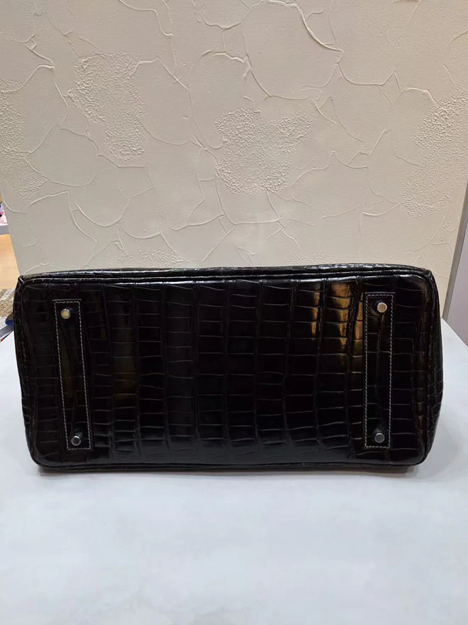 Rare Hermes shoulder birkin limited edition Black crocodile leather - Image 3