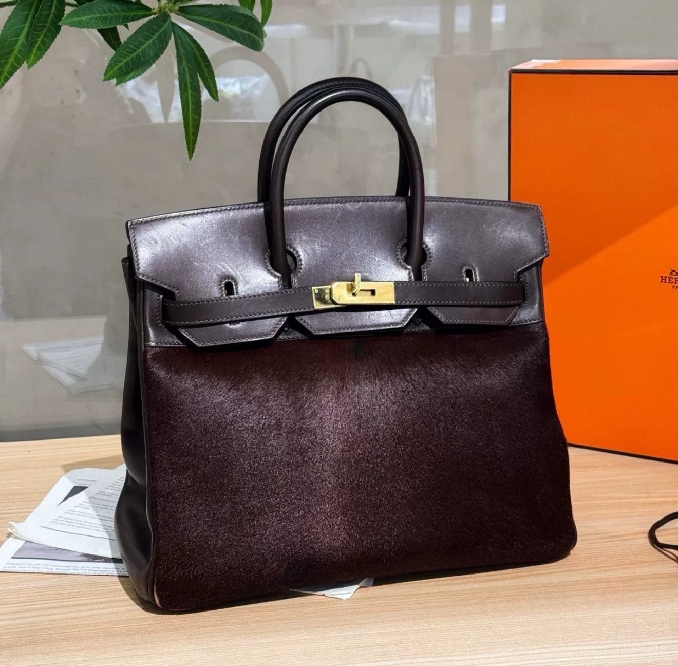 Super Rare Limited edition Hermes Birkin 32 Brown cowhide leather and horsehair leather gold hardware - Image 2