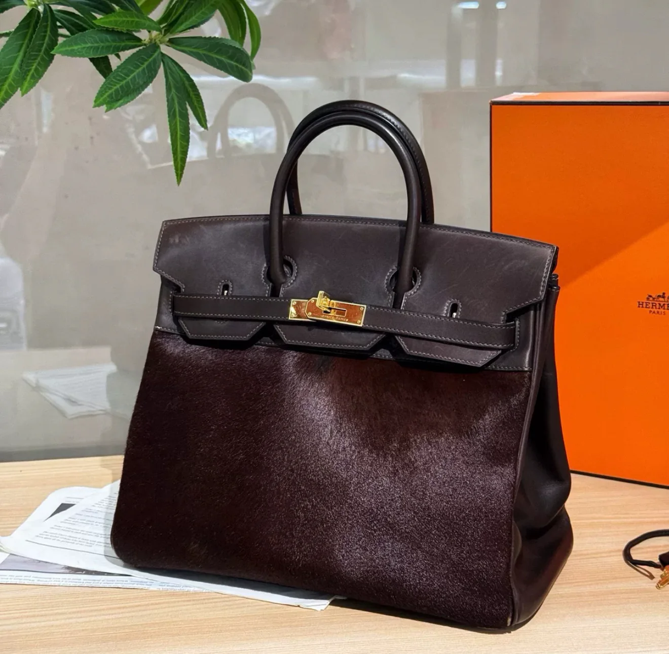 Super Rare Limited edition Hermes Birkin 32 Brown cowhide leather and horsehair leather gold hardware - Image 3