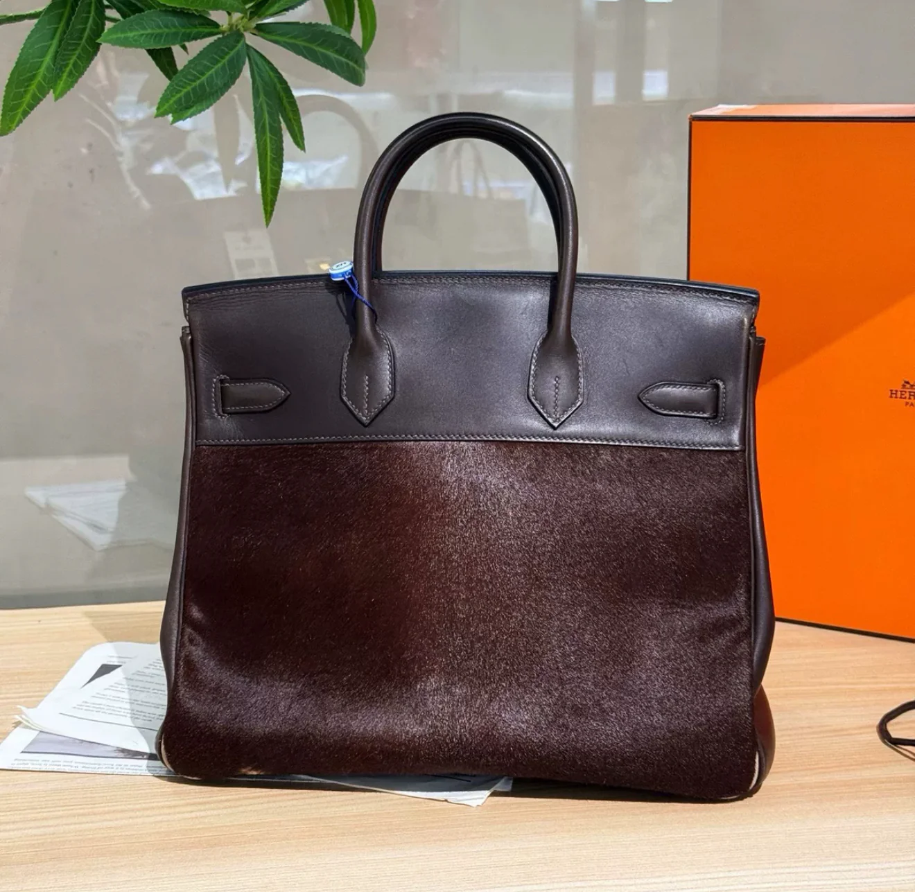 Super Rare Limited edition Hermes Birkin 32 Brown cowhide leather and horsehair leather gold hardware - Image 4