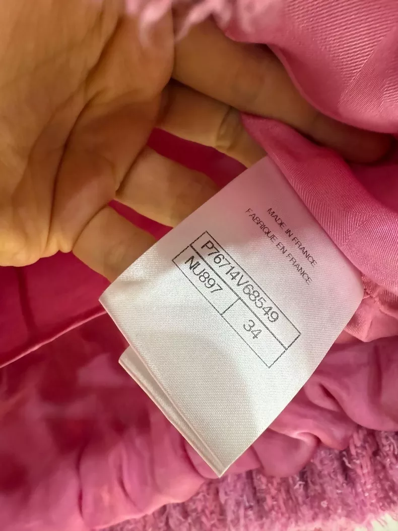 Chanel 24P pink plaid jacket - Image 3