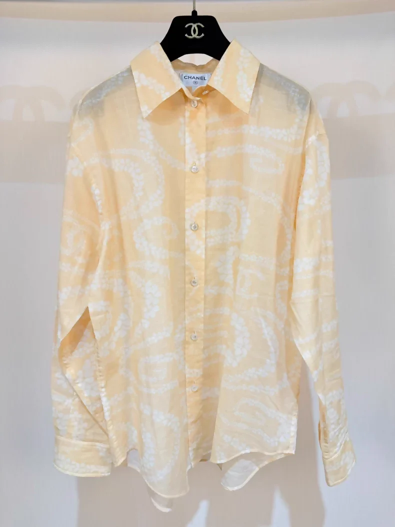 Chanel 25M cream yellow floral shirt - Image 2