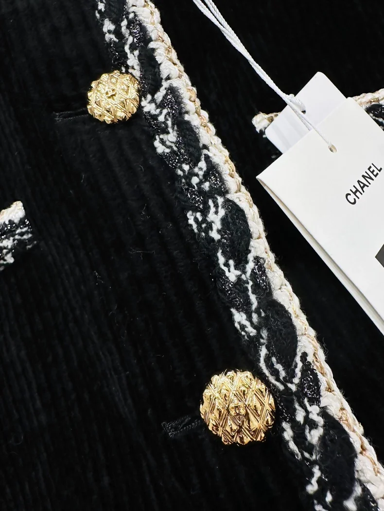 Chanel 25K four-pocket jacket - Image 3