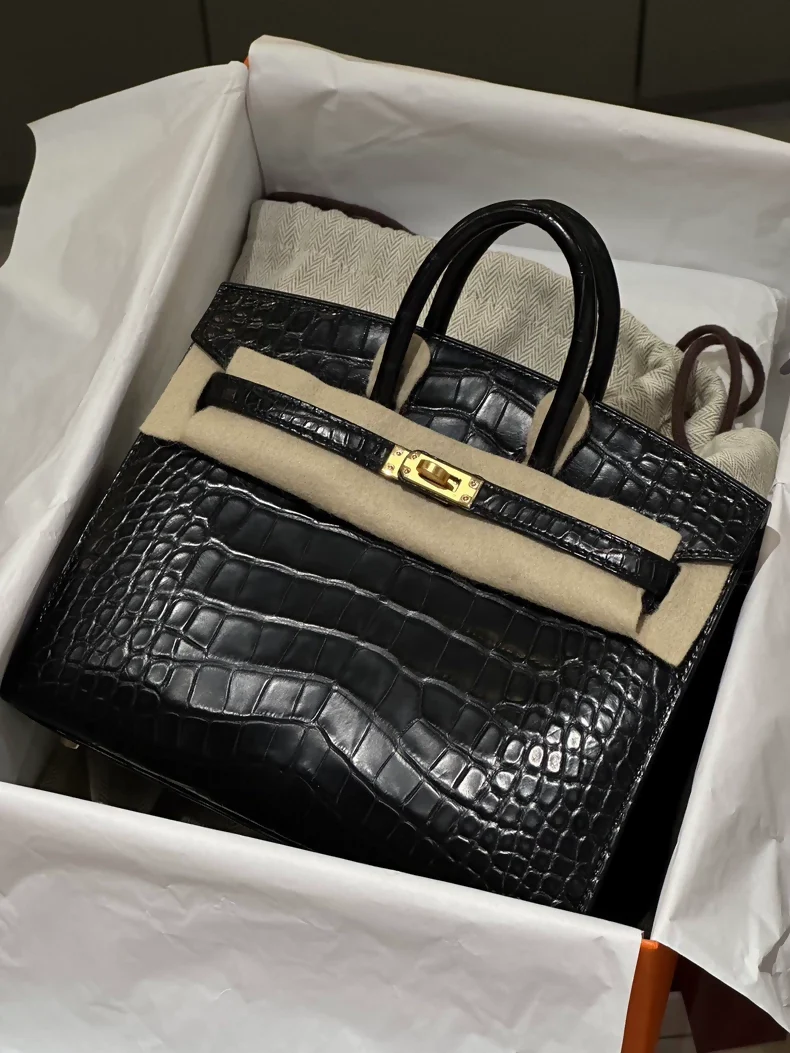 Hermes Birkin 20 Black Matte Crocodile leather gold hardware
