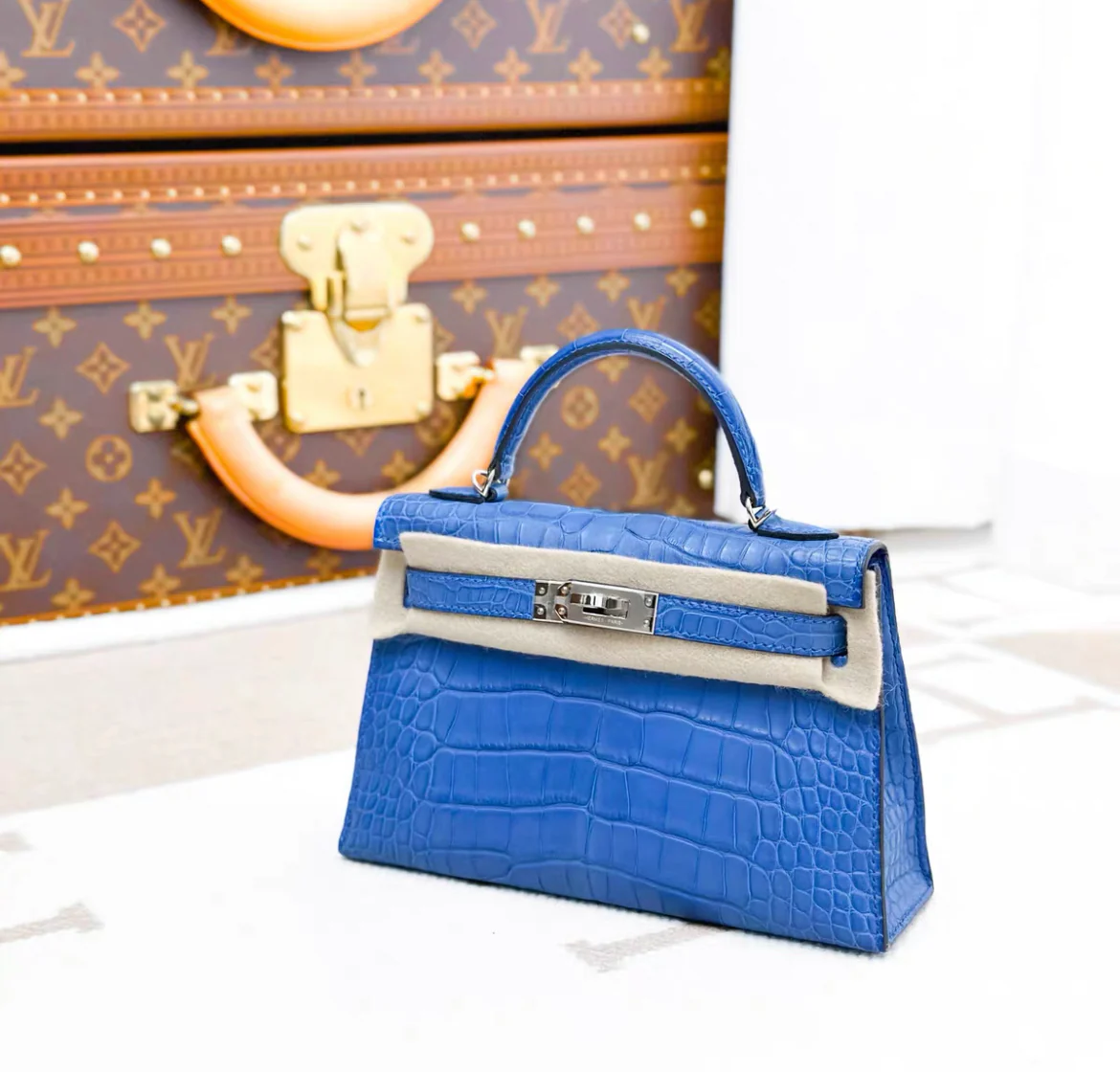 Hermès Kelly Sellier 20 Bleu Royal Matte Alligator Palladium Hardware - Image 2