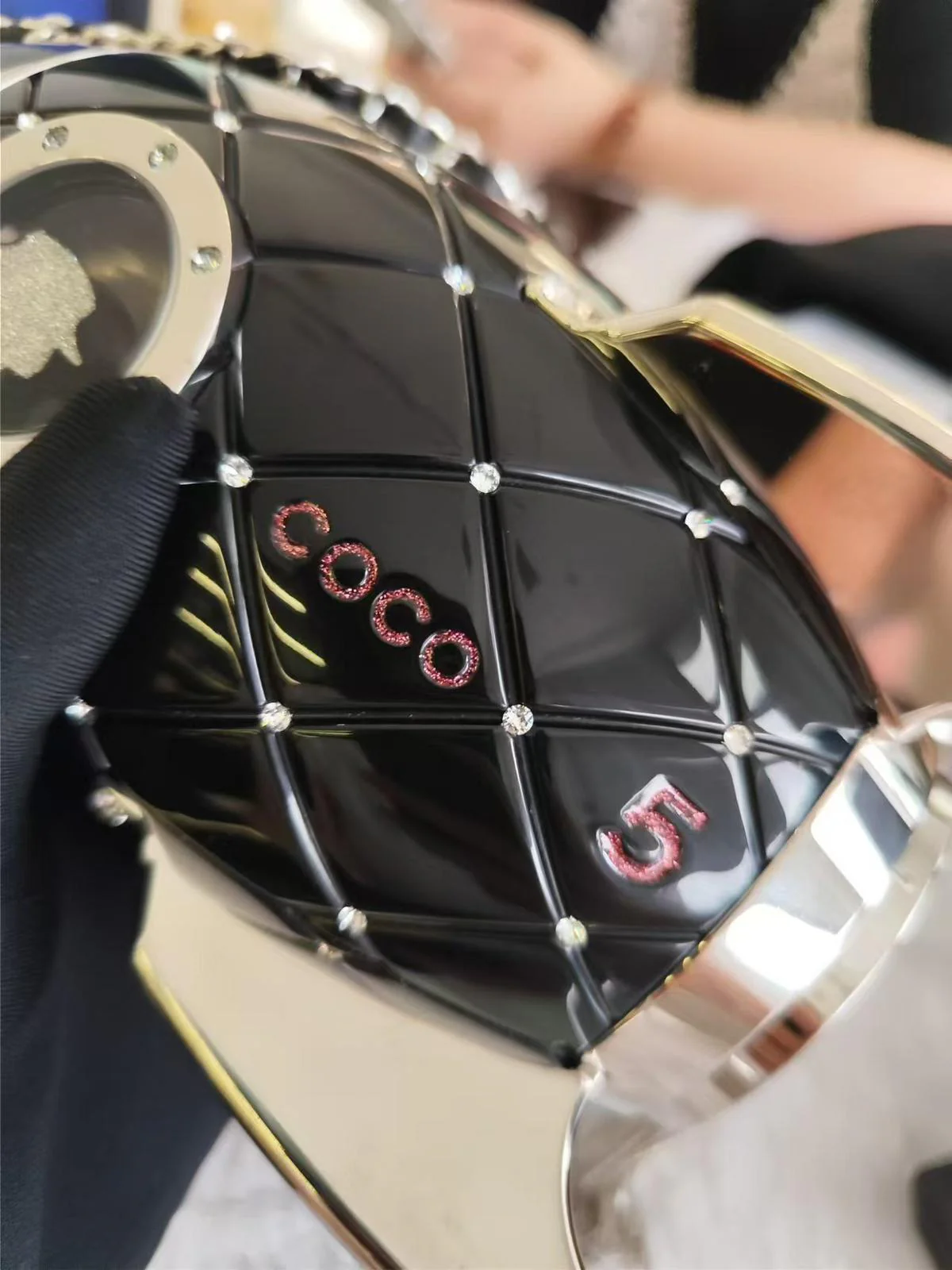 Chanel Limited Edition Plexiglass Crystal Rocket Ship Minaudière Clutch Black 2017 - Image 2